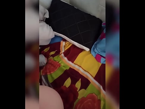 ❤️ Wandinogara naye anogara ega kumba nekuti murume wake anoenda kuzororo ini ndinotora mukana wekusvira nekuzadza mbongoro yake nemukaka. ❤  ❌❤